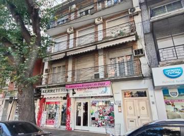 Departamento · 89m² · 5 Ambientes · Excelente Ubicacion Depto 5 Amb Apto Profesional