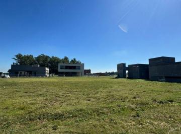 imagen1 · Se Vende Terreno en Barrio Cerrado La Reserva