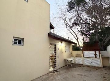 Casa de 4 ambientes, Mar del Tuyú · Venta Triplex Atras en Mar del Tuyu