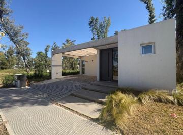 Casa de 4 ambientes, Malagueño · Apto Credito - Numa - Venta Casa de Diseño 3 Dorm. 3 Baños 161 m² Cub / 280 m² Tot - No Duplex