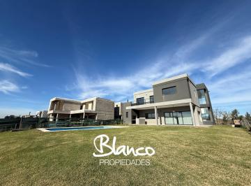 Casa · 214m² · 4 Ambientes · 2 Cocheras · Casa en Alquiler en El Naudir, Escobar, G. B. a. Zona Norte