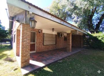 Quinta vacacional · 97m² · 4 Ambientes · 3 Cocheras · Casa 4 Ambientes en Venta Benavidez Tigre Lote 1000 m Oportunidad