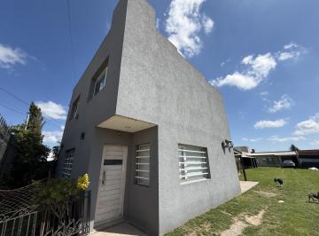 Casa · 110m² · 5 Ambientes · Casa en Venta en Necochea 38 E 85 y 87