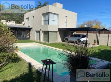 Casa · 149m² · 3 Ambientes · 2 Cocheras · Venta - Casa 2 Dorm. y Pileta - Sarmiento 157 - Roldan - Santa Fe