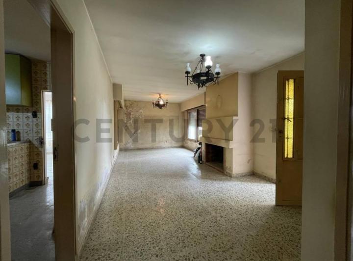 Casa · 152m² · 3 Ambientes · 2 Cocheras