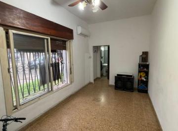 PH de 2 ambientes, San Isidro · Villa Adelina Oportunidad Gdor Emilio Castro 3800 Tipo Casa Al Frente 2 Amb con Patio U$s 65.000