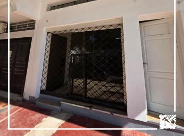 Local comercial de 1 ambiente, Resistencia · Alquiler: Local Comercial con Vidriera - H. Yrigoyen 716