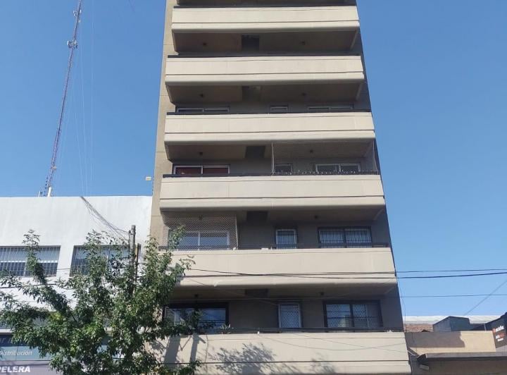 Dueño Directo Amplio Monoambiente con Pileta, Sum y Solarium