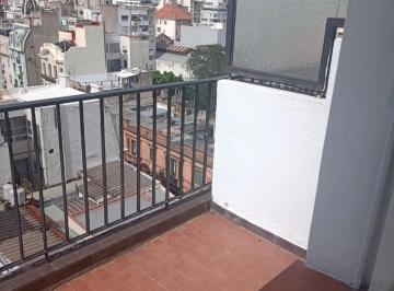 Departamento de 2 ambientes, Balvanera · Alq. 2 Ambientes - en Duplex - con Balcón y Cochera
