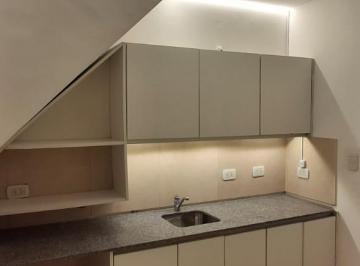 Departamento de 1 ambiente, Parque Patricios · Monoambiente Amplio en Pb con Patio Propio – Parque Patricios