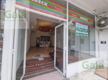 Local comercial · 230m² · 3 Ambientes · Local en Alquiler Zona Centro