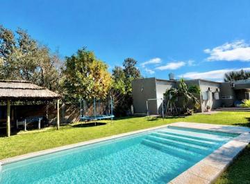 Casa de 1 ambiente, San José del Rincón · Espectacular Casa en Ruta 1 Km 7