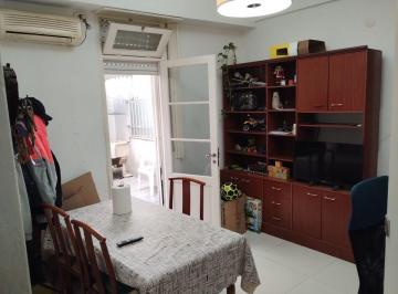 PH de 2 ambientes, Villa Urquiza · 2 Amb PH C/patio en Alquiler