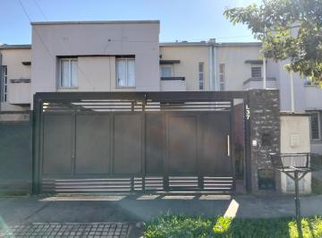 Casa de 4 ambientes, Yerba Buena · Duplex Barrio Procrear Yerba Buena