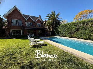 Casa · 300m² · 5 Ambientes · 2 Cocheras · Casa en Venta en Haras La Caballeriza, Pilar, G. B. a. Zona Norte