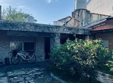 Terreno · 102m² · 4 Ambientes · 1 Cochera · Casa en Venta 3 Ambientes en Martinez
