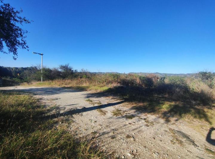 Terreno · 608m²