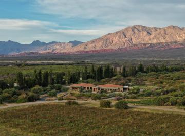 Casa · 2 Cocheras · Casa en La Estancia de Cafayate Wine And Golf