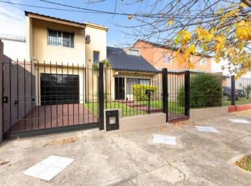 Casa de 5 ambientes, Morón · Venta Excepcional Casa 5 Ambientes en El Palomar!
