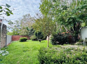 Casa · 200m² · 6 Ambientes · 2 Cocheras · Venta Casa 4 Dorm., Parque, Cochera