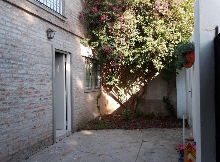 Casa · 75m² · 3 Ambientes · 2 Cocheras