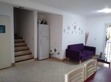 Casa · 100m² · 3 Ambientes · 1 Cochera · Venta Duplex 3 Ambientes a Reciclar con Cochera en Escobar