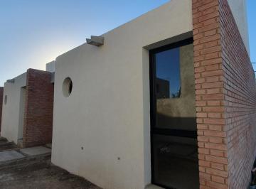 Casa · 55m² · 2 Ambientes · 1 Cochera · Duplex a Estrenar 1 Dormitorio en Docta
