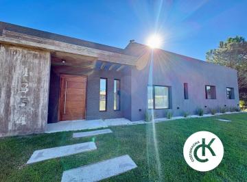 Casa de 4 ambientes, Pinamar · Casa a Estrenar | en Venta | 4 Ambientes | Pinamar | Barrio Náyades | con Piscina