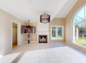 LIVING 2 CASA EN ABRIL CLUB DE CAMPO, HUDSON · Casa en Venta 4 Dorm. y Excelente Lote, en Abril Club de Campo, Hudson.
