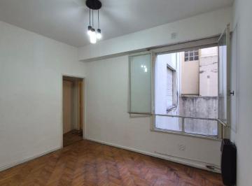 Departamento de 2 ambientes, Almagro · Departamento de 2 Ambientes en Almagro. Excelente Ubicación.