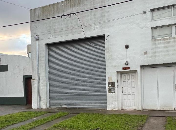 Bodega-Galpón · 95m²