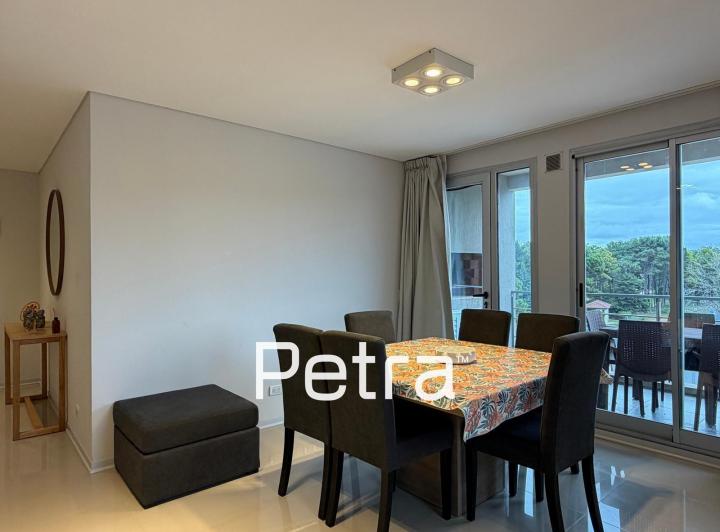 Departamento · 68m² · 3 Ambientes · 2 Cocheras