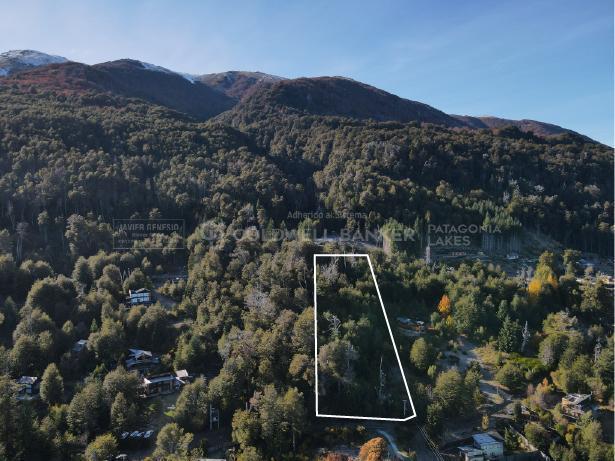 Terreno · 8227m²