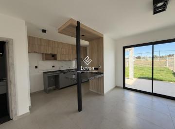 Casa · 105m² · 3 Ambientes · 2 Cocheras · Duplex 2 Dorm. a Estrenar en Docta Parque