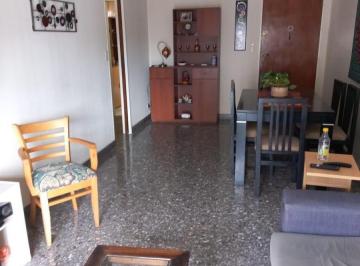 Departamento · 88m² · 5 Ambientes · Departamento en Venta - 3 Dorm. 2 Baños - Barracas