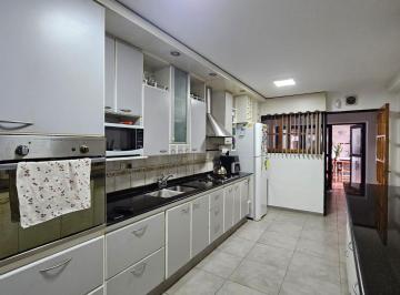 Casa · 167m² · 5 Ambientes · 2 Cocheras · Casa Jardín Hipodromo Remodelada Apto Credito
