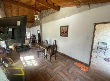 Casa de 3 ambientes, Berazategui · Casa en Venta - Gutierrez