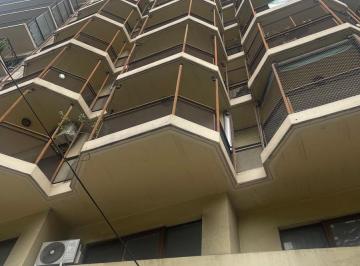 Departamento · 41m² · 2 Ambientes · Venta Dos Ambientes Lateral Impecable Apto Profesional Pileta Solarium
