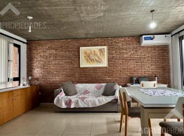 Casa · 155m² · 3 Ambientes · 1 Cochera · Casa en Claros del Bosque