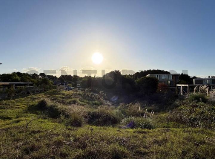 Terreno · 1230m²