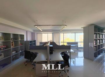 Oficina comercial · 92m² · 2 Ambientes · Oficina en Congreso