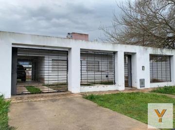 Casa · 75m² · 3 Ambientes · 1 Cochera · Casa en Venta - 2 Dorm. 1 Baño - Cochera - 315 m² - La Plata