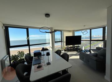 Departamento · 90m² · 3 Ambientes · 1 Cochera · Venta - Departamento de Categoría de 3 Ambientes con Cochera Zona Constitución.