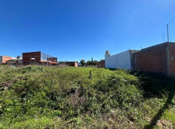 Terreno , La Plata · Terreno en Venta de 10x24, Villa Elvira 84 E/ 6 y 7 Se Puede Financiar! Escritura Perfecta