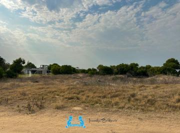 Terreno , Costa Esmeralda · Venta Lote a Nivel de 1.370 m² - Entorno Arbolado Costa Esmeralda