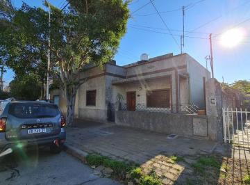 JAP-JAP-2431_2 · Alquiler de Casa 2 Ambientes en San Justo