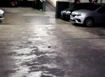 Garage · 12m² · 1 Cochera · Cochera en Venta - 12 m² - Monserrat