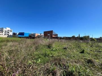 Terreno , La Plata · Terreno en Venta de 10x33, Villa Elvira 84 E/ 6 y 7 Se Puede Financiar! Escritura Perfecta