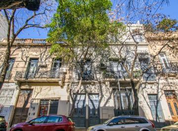 Departamento de 2 ambientes, Almagro · Departamento con Patio Propio en Almagro