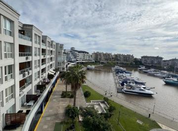 Departamento · 60m² · 2 Ambientes · 1 Cochera · Departamento de 2 Ambientes Amoblado con Balcón